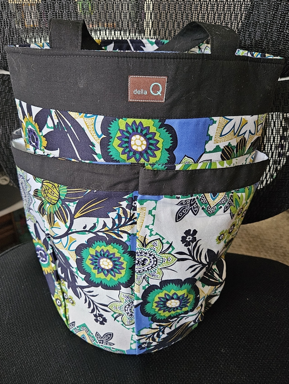 della Q Cleo Yarn Caddy NEW retired project bag knitting crochet needlepoint